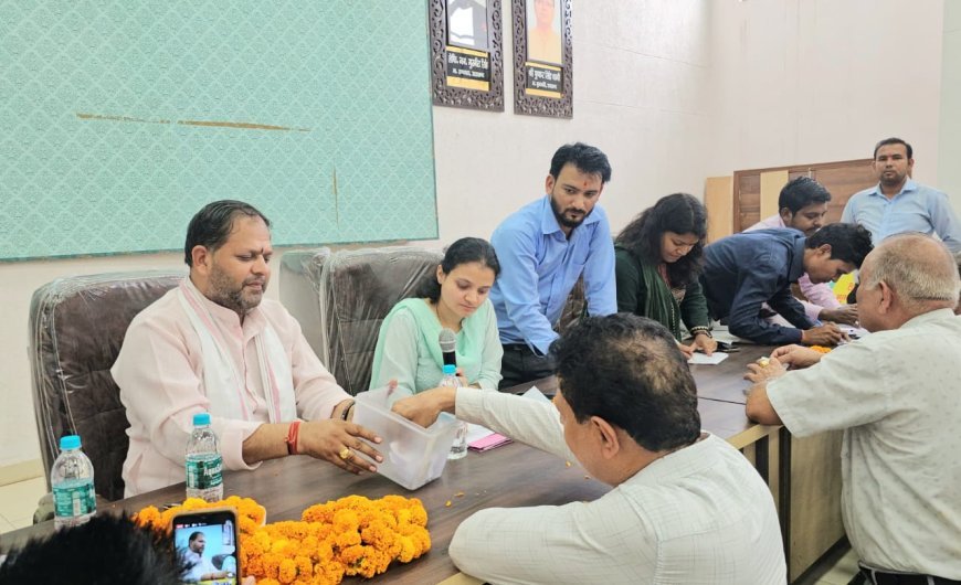 उजाड़े गये 79 व्यापारियों की मुराद पुरी हुई