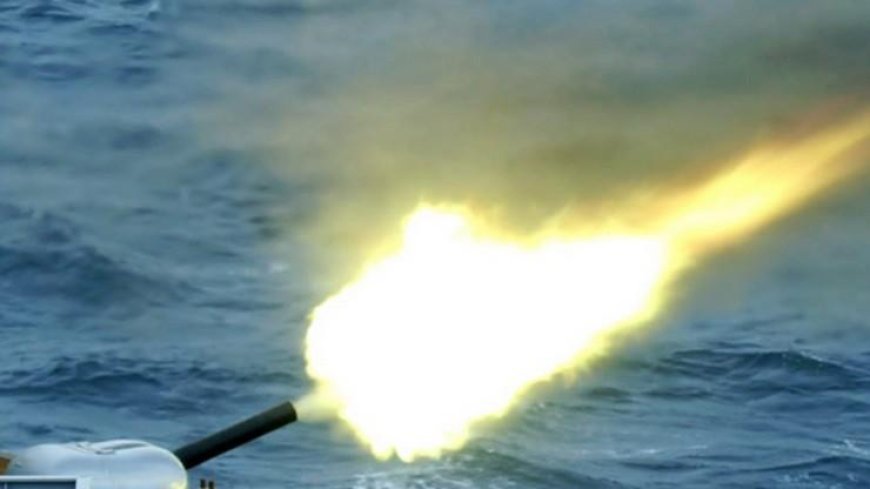 indian navy attack on pakistan : भारत का तगड़ा पलटवार, कई शहरों में धमाके, कराची पोर्ट बर्बाद, Pakistan में लॉकडाउन