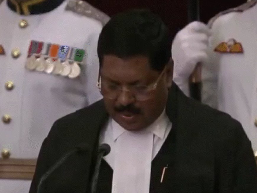 भारत के 52वें CJI बने जस्टिस बीआर गवई:राष्ट्रपति ने शपथ दिलाई; देश के पहले बौद्ध चीफ जस्टिस, 6 महीने का कार्यकाल