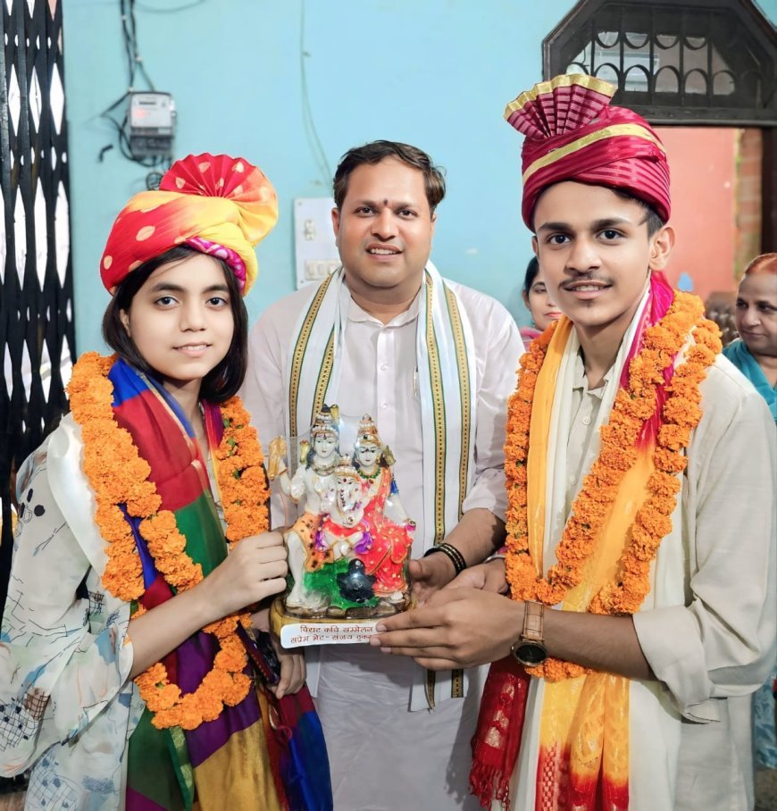 महापौर ने टॉपर रूद्रप्रताप और कृतिका को किया सम्मानित