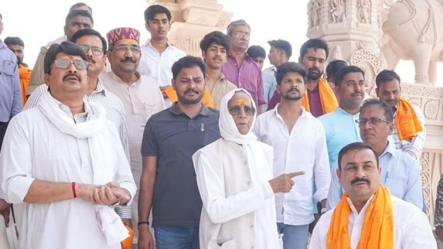 जनसत्ता दल सुप्रीमो रघुराज प्रताप सिंह पहुंचे रामलला के दरबार में