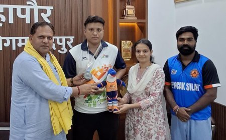 पदक विजेता खिलाड़ी को महापौर ने किया सम्मानित