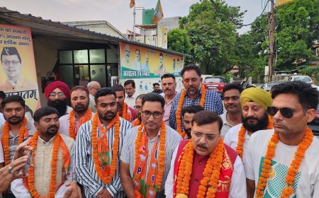 वरिष्ठ कांग्रेसी नेता जसविंदर सिंह मानकिया भाजपा में हुए शामिल,  पूर्व विधायक राजेश शुक्ला की उपस्थिति में जताया भाजपा नेतृत्व पर विश्वास