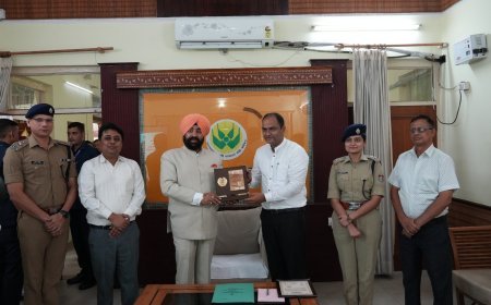 महामहिम राज्यपाल सेनि0 लेफ्टिनेंट जनरल गुरमीत सिंह अपने निर्धारित कार्यक्रमानुसार काशीपुर पहुँचे