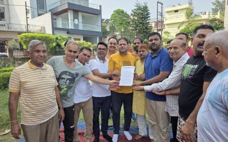 महापौर ने आवास विकास में सुनी समस्याएं