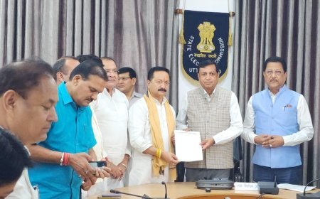 पंचायत चुनावों में धांधली के खिलाफ प्रदेश कांग्रेस ने राज्य निर्वाचन आयोग का दरवाज़ा खटखटाया