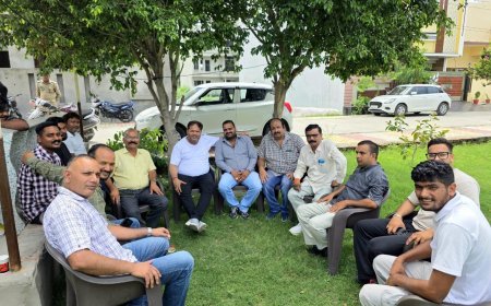 जनता दरबार में महापौर ने सुनी समस्याएं