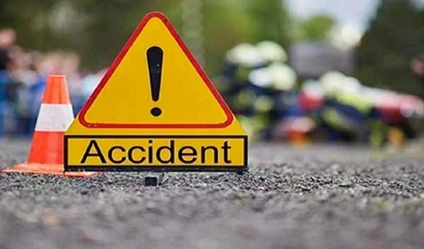 उप्र : अज्ञात वाहन की कार से टक्कर में दो की मौत, पांच गंभीर रूप से घायल