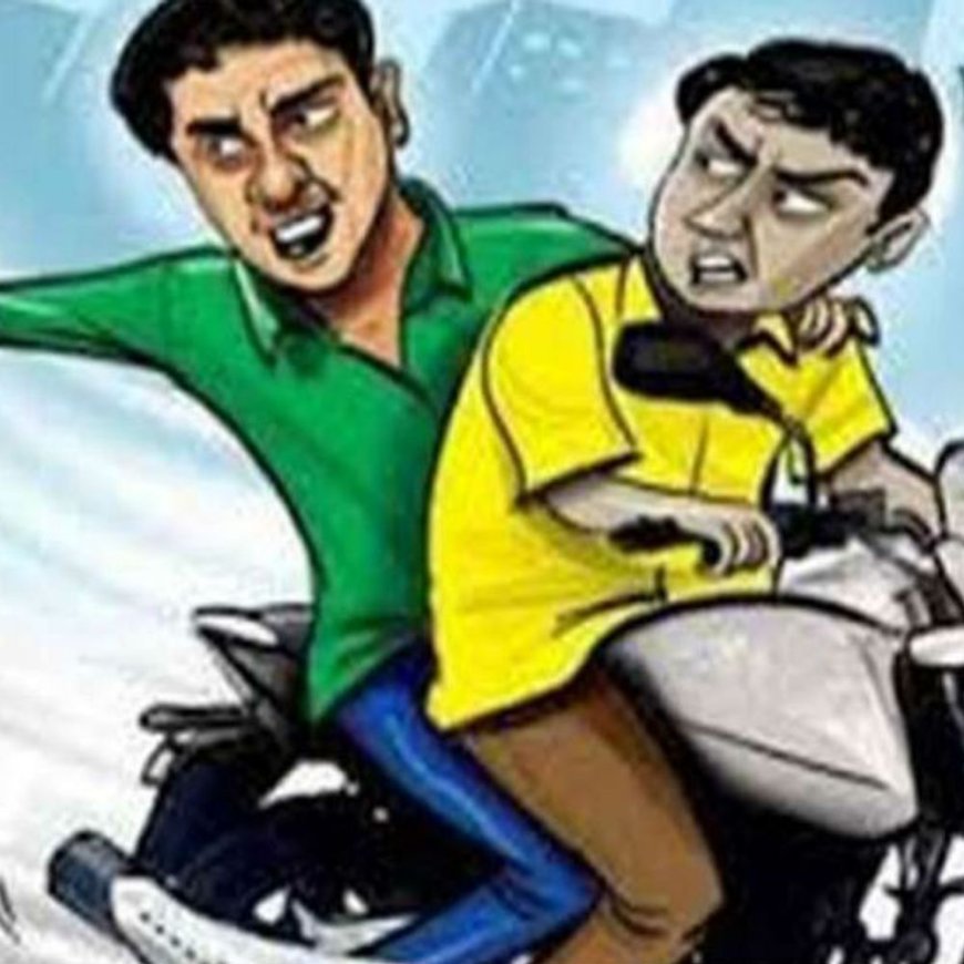 सोनीपत में व्यापारी की जेब से उड़ाए 1 लाख रुपए:बाइक पर मंडी के लिए निकला था; लिफ्ट लेकर युवक ने काटी जेब