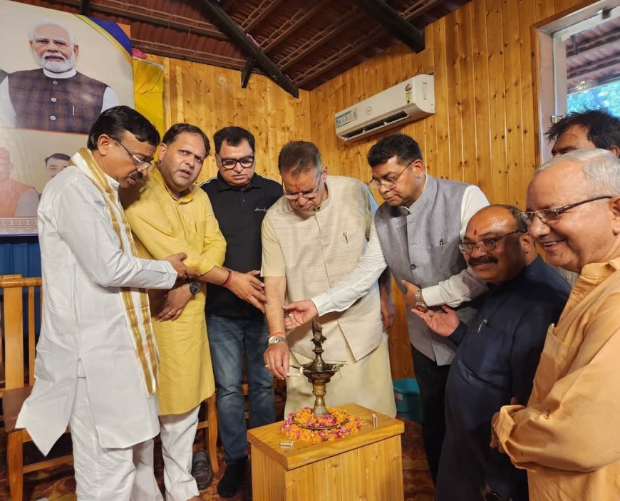 मोदी सरकार के 11 साल पूरे होने पर "प्रोफेशनल मीट" कार्यक्रम का हुआ आयोजन, कैबिनेट मंत्री गणेश जोशी ने प्रबुद्ध वर्ग के लोगो के बीच गिनाई सरकार की उपलब्धिया*