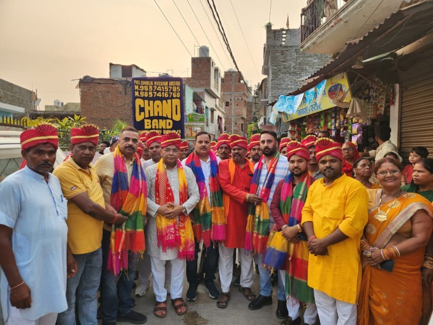 *संत शिरोमणि कबीर साहेब के प्रकटोत्सव पर रमपुरा मे अयोजित तीसरे सामूहिक विवाह कार्यक्रम मे शामिल हुऐ विधायक शिव अरोरा सात नव वर- वधू को दाम्पत्य जीवन की दी शुभकामनायें व आशीर्वाद*