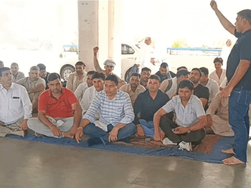 फतेहाबाद की घटना के बाद भिवानी में प्रदर्शन:बोले- दोषियों पर हो सख्त कार्रवाई, बसों में लगें सीसीटीवी, डीटीसी की तर्ज पर पुलिसकर्मी रहे मौजूद
