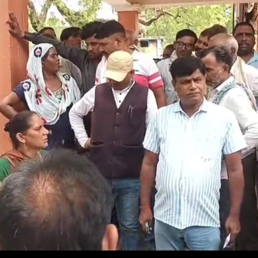 SDM कार्यालय के सामने महिलाओं में मारपीट:जमीन को लेकर दो पक्षों में झगड़ा, गर्भवती महिला घायल