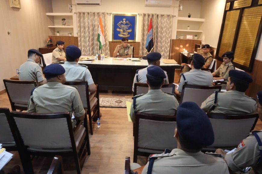 अपराधियों की खैर नहीं, विवेचना में कोताही बर्दाश्त नहीं': ADG डॉ. वी. मुरुगेशन ने रुद्रपुर में दिए सख्त निर्देश, कानून-व्यवस्था सुदृढ़ करने पर ज़ोर*