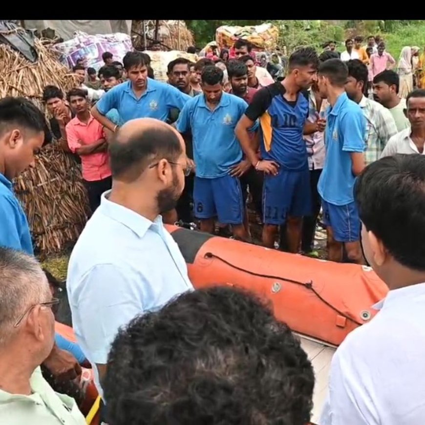 नाले में बहे बच्चे का नहीं मिला सुराग:तीन दिन से जारी तलाश, तालाब से पानी निकालने के लिए पंप लगाए, 25 मजदूर भी लगे