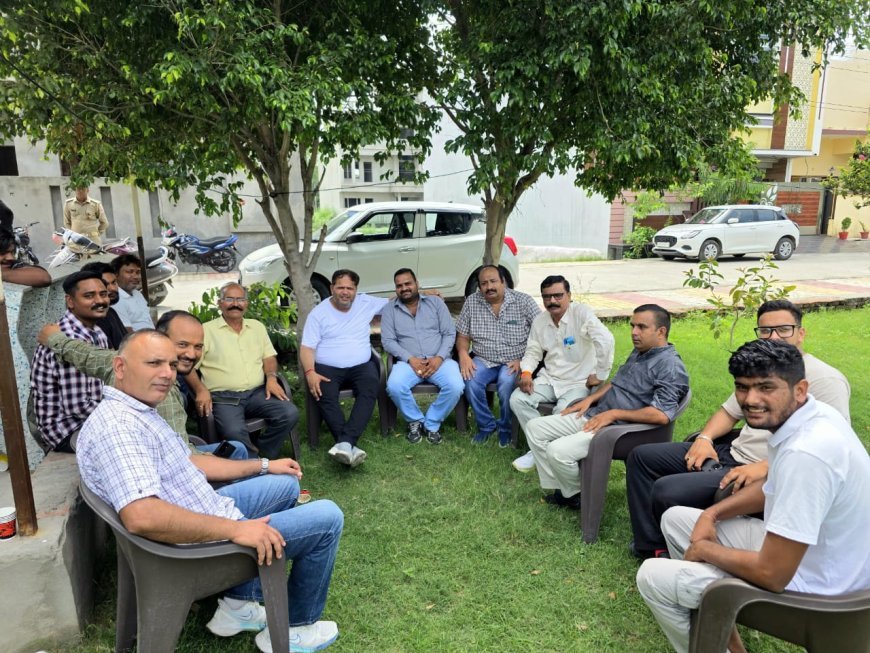जनता दरबार में महापौर ने सुनी समस्याएं