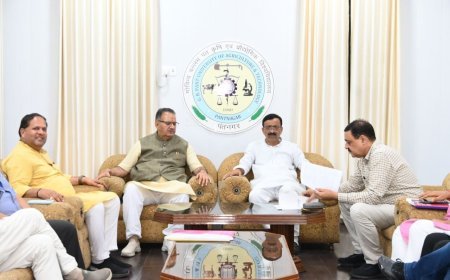 उत्तराखंड निवेश उत्सव की तैयारियों को लेकर मंत्री गणेश जोशी ने की समीक्षा बैठक*