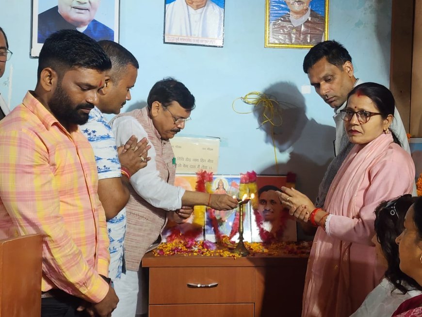 125वीं जयंती पर किच्छा में डॉ. श्यामा प्रसाद मुखर्जी को श्रद्धांजलि, पूर्व विधायक राजेश शुक्ला ने किए विचार व्यक्त