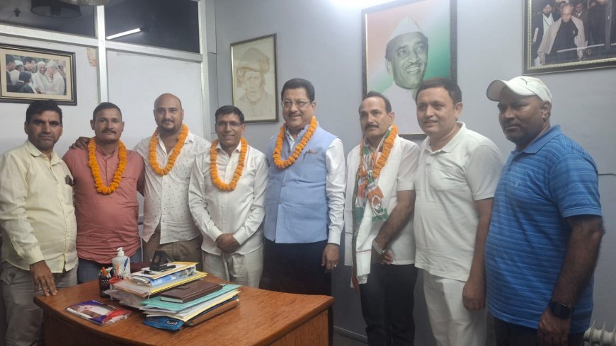 टिहरी जिले के वरिष्ठ भाजपा नेता महिपाल सिंह राणा ने थामा कांग्रेस का हाथ