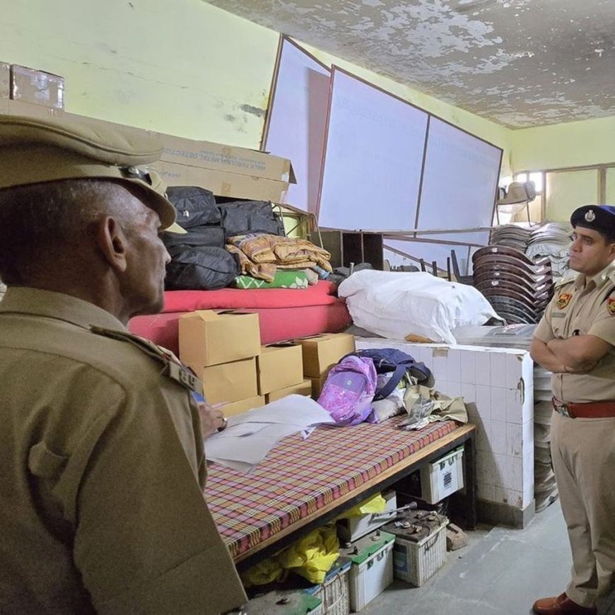 हांसी पुलिस लाइन का एसपी ने किया निरीक्षण:स्टोर, शस्त्रागार और वाहनों की जांच, व्यवस्था सुधारने के दिए निर्देश