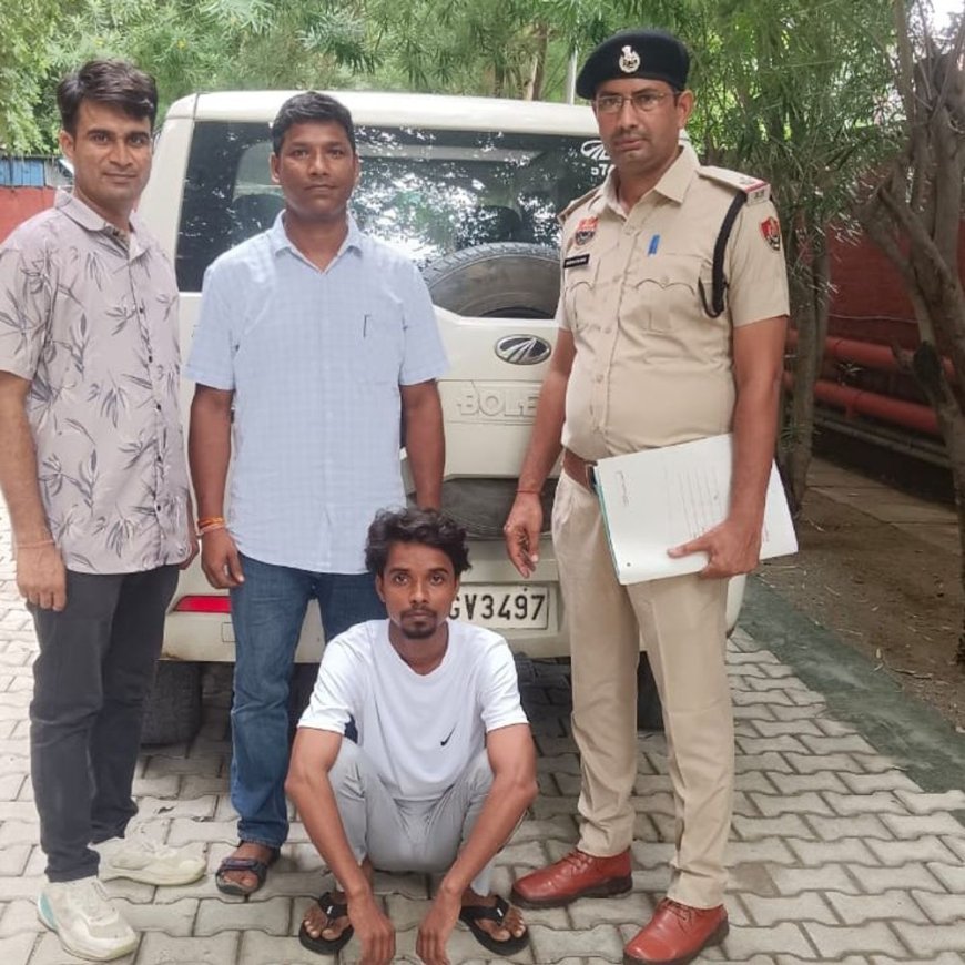 रेवाड़ी में अवैध हथियार सप्लायर गिरफ्तार:खंडहर मकान की छत पर छिपा बैठा था, देसी पिस्टल और कारतूस बरामद