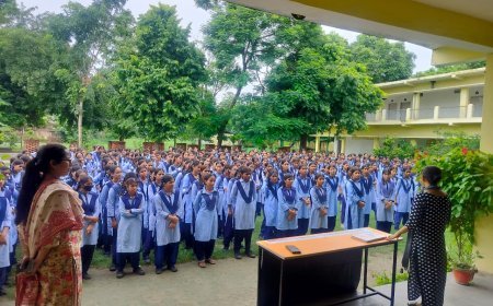 महिला कल्याण विभाग द्वारा जनता बालिका इंटर कॉलेज रुद्रपुर जिला उधम सिंह नगर में जागरूकता अभियान चलाया गया