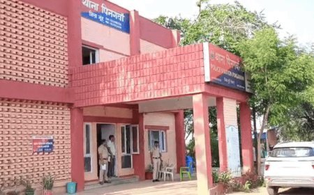 नूंह में बाइक चोर की पिटाई:विधायक के घर के पास से मोटरसाइकिल चुराकर भागा, लोगों ने पकड़ा, पुलिस को सौंपा