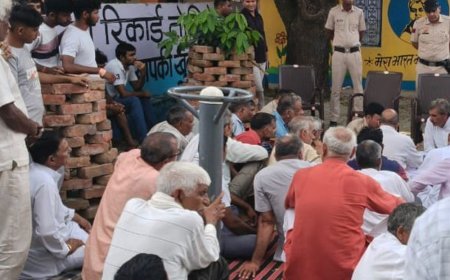 भिवानी में ग्रामीणों और पुलिस में सीधा संवाद:ढिगावा में डीएसपी ने दिया आश्वासन, नशा बेचने वालों पर होगी कार्रवाई