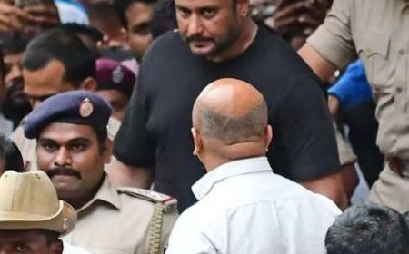 रेणुकास्वामी मर्डर केस- एक्टर दर्शन की जमानत रद्द:सुप्रीम कोर्ट बोला- लोकप्रियता चाहे जितनी हो, कानून से बड़ा कोई नहीं; आरोपी सरेंडर करें