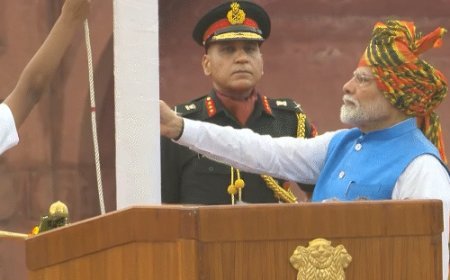 स्वतंत्रता दिवस के इन्विटेशन कार्ड पर ऑपरेशन सिंदूर का लोगो:राष्ट्रगान बजाने वाले बैंड में पहली बार अग्निवीर; देशभर से 85 सरपंच होंगे स्पेशल गेस्ट