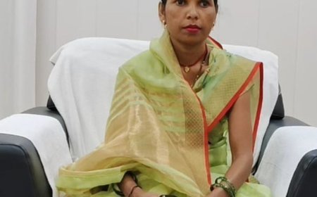 सुल्तानपुर में स्वच्छकारों की स्थिति का जायजा:दर्जा प्राप्त राज्य मंत्री राधा वाल्मीकि ने नगर पालिका और मलिन बस्ती का किया दौरा