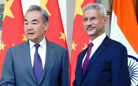 चीनी विदेश मंत्री के साथ मीटिंग में बोले जयशंकर- भारत-चीन संबंधों के लिए बॉर्डर पर शांति जरूरी