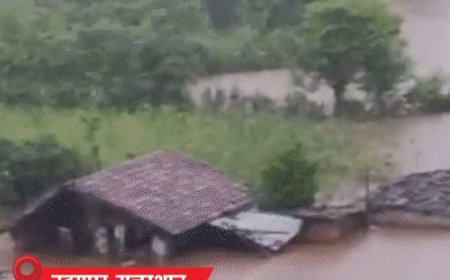 राजस्थान के उदयपुर में घर-दुकान बाढ़ में डूबे:यूपी के चंदौली में घाघरा नदी पर बना बांध टूटा; यमुनोत्री हाईवे लैंडस्लाइड से बंद