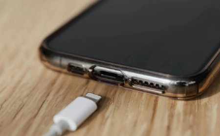 जानें क्या है O.MG Cable Scam? जिससे आसानी से चोरी हो सकता है आपका डेटा