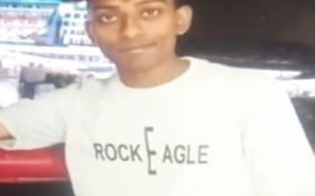 करनाल DC आवास के बाहर कार-ई रिक्शा में भिड़ंत:युवक की मौत-दो घायल, परिजन बोले- सही समय पर नहीं दी सूचना, बच सकती थी जान