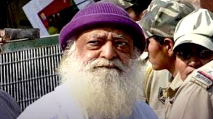 कथावाचक आसाराम बापू ने किया आत्मसमर्पण, फिर पहुंचे जोधपुर जेल