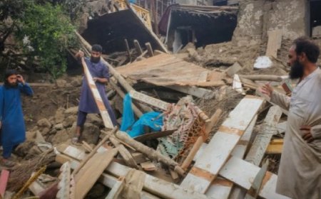 Afghanistan earthquake: मृतकों की संख्या 1,400 के पार, बचावकर्मी जीवित बचे लोगों को निकालने में जुटे