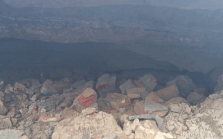 टोहाना में भाखड़ा नहर के किनारे धंसी मिट्टी:बारिश के कारण मरम्मत कार्य प्रभावित, लोगों के जाने पर लगाई रोक