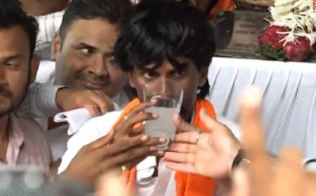 मराठा आरक्षण आंदोलन- जरांगे ने भूख हड़ताल खत्म की:कहा- हम जीत गए, सरकार ने हमारी मांगें मान ली; बॉम्बे हाईकोर्ट में अब कल सुनवाई