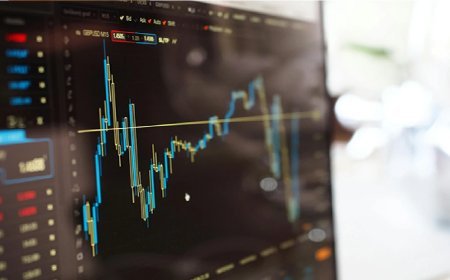 Share Market Today: शेयर मार्केट ने लिया यू-टर्न, सेंसेक्स दिन के हाई से 800 अंक गिरकर बं