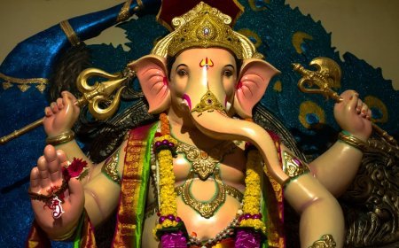 Vighnaraja Sankashti Chaturthi 2025 : जीवन से दुख और कष्ट हो जाएंगे दूर, विघ्नराज संकष्टी चुतर्थी को करें इन चीजों का दान