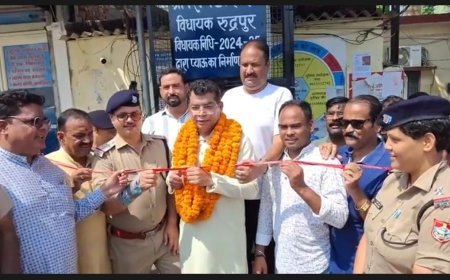 विधायक शिव अरोरा ने ट्रांजिष्ट कैम्प थाने के पास  विधायकनिधि से स्वीकृत  ठण्डे पानी के प्याऊ का फीता काटकर किया शुभारम्भ*