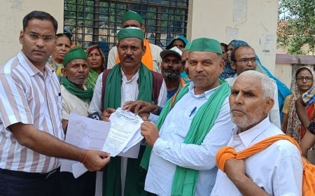 किसानों को खाद दिलाने की मांग:घाटमपुर में भाकियू ने एसडीएम को सौंपा ज्ञापन