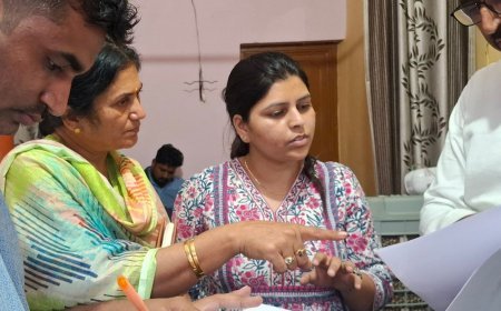 हिसार में फर्जी डॉक्टर पकड़ा:बिना डिग्री के मरीजों का इलाज कर रहा था युवक, सीएम फ्लाइंग टीम ने की कार्रवाई