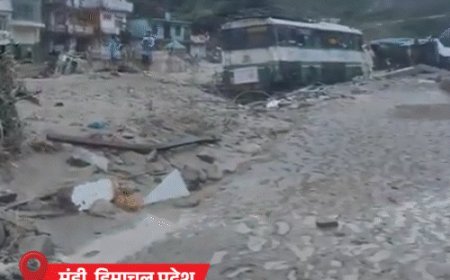 देहरादून के सहस्त्रधारा में बादल फटा, टपकेश्वर मंदिर डूबा:2 फीट मलबा भरा; हिमाचल के मंडी में लैंडस्लाइड, 3 मरे; धर्मपुर में बसें बहीं