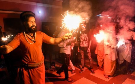 शिवकाशी में नए डिजाइन के पटाखों की बंपर मांग, दिवाली से पहले ही कारोबार में चमक की उम्मीद