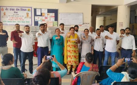 खाण्डा ब्लॉक स्वास्थ्य कर्मचारियों का चुनाव संपन्न:देवेंद्र सिंह प्रधान चुने गए, राजेंद्र नागर सचिव बने, नई टीम ने ली शपथ