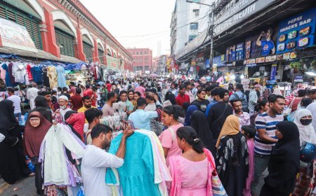 GST 2.0 Comes Into Effect | नई कर दरें लागू, 5% और 18% से आम आदमी को बड़ी राहत, मध्यम वर्ग की बचत बढ़ेगी!