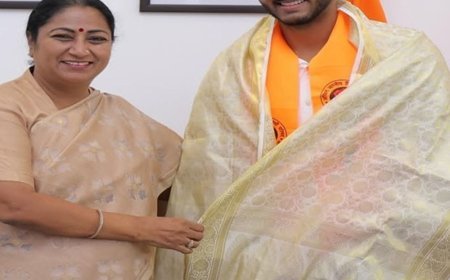 DUSU नवनिर्वाचित अध्यक्ष दिल्ली की CM से मिले:रेखा गुप्ता बोलीं-इस जीत ने पुरानी यादें ताजा कीं, अपने कार्यकाल को सेवा का मार्गदर्शक बताया