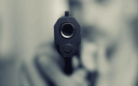 पाकिस्तान में मोटरसाइकिल सवार हमलावरों ने पुलिस कांस्टेबल की गोली मारकर हत्या की